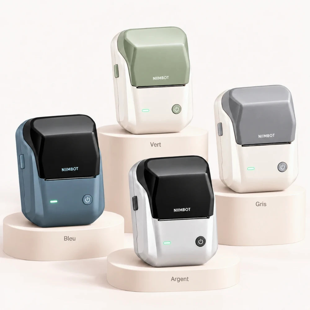 Les 4 coloris de l'imprimante thermique portable sur podiums : vert, gris, bleu, argent